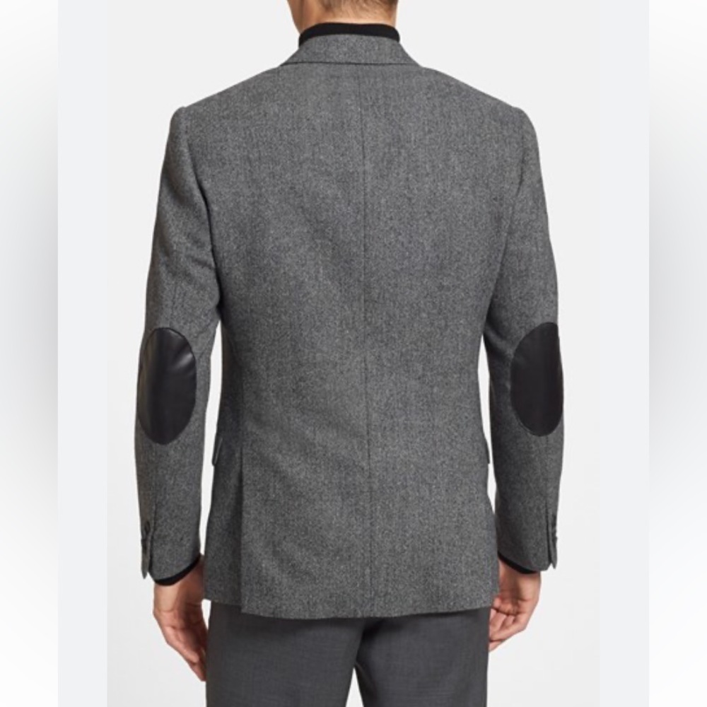 Men’s blazer with elbow pads. Gently used.